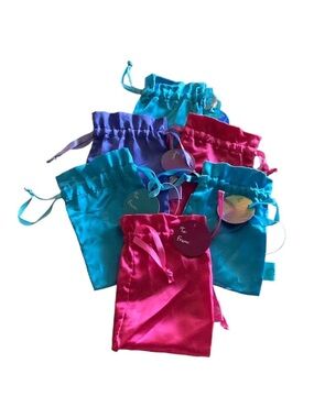 Claire’s Drawstring Nylon Gift Bags